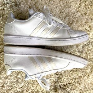 Adidas womens Grand Court white sneakers 7.5